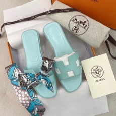 Hermes Slippers